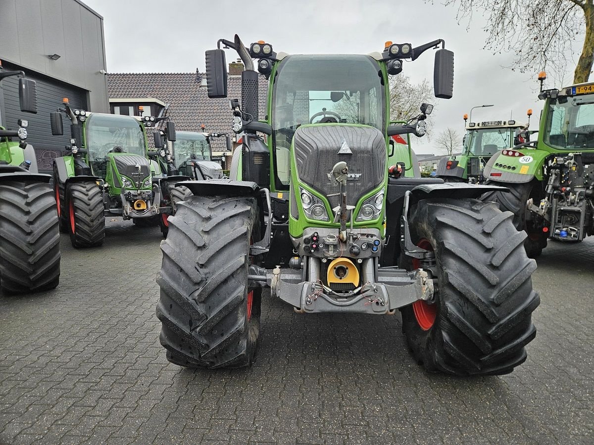 Traktor типа Fendt 718 Gen 6 ProfiPlus, Gebrauchtmaschine в Staphorst (Фотография 2)