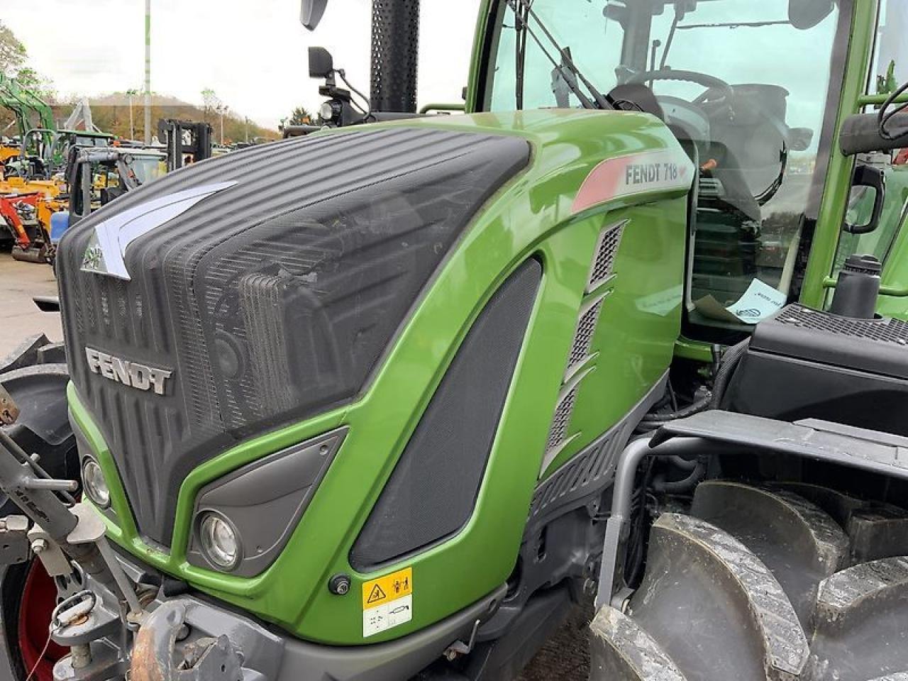 Traktor of the type Fendt 718 power plus tractor (st24749), Gebrauchtmaschine in SHAFTESBURY (Picture 16)