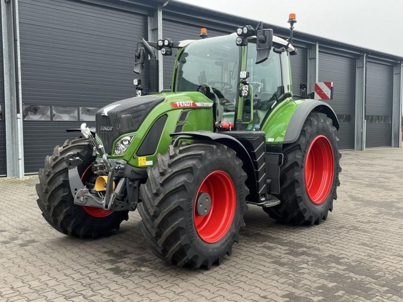 Traktor des Typs Fendt 718 Power Plus, Gebrauchtmaschine in Hapert (Bild 1)