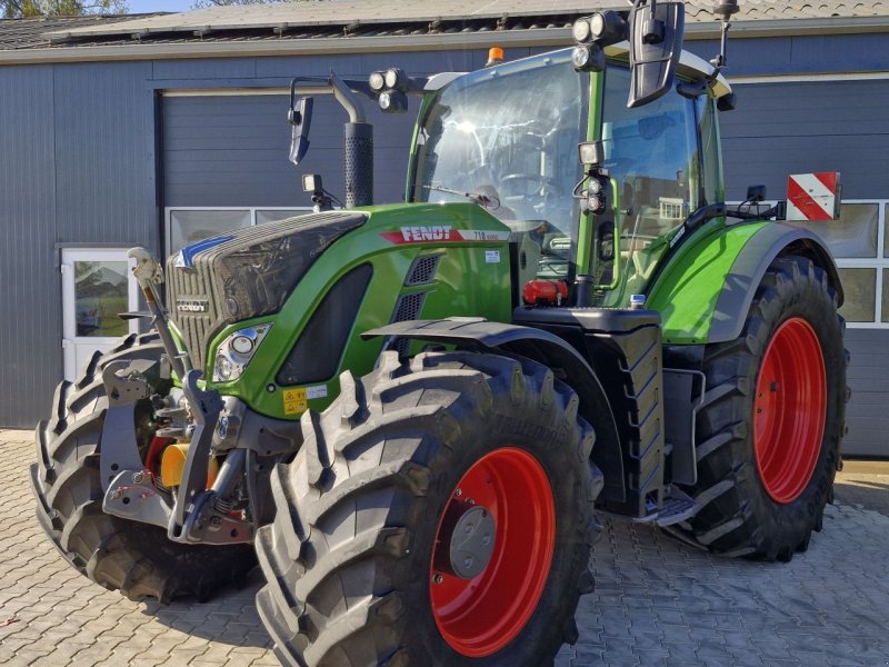 Traktor от тип Fendt 718 power plus, Gebrauchtmaschine в Daarle (Снимка 1)