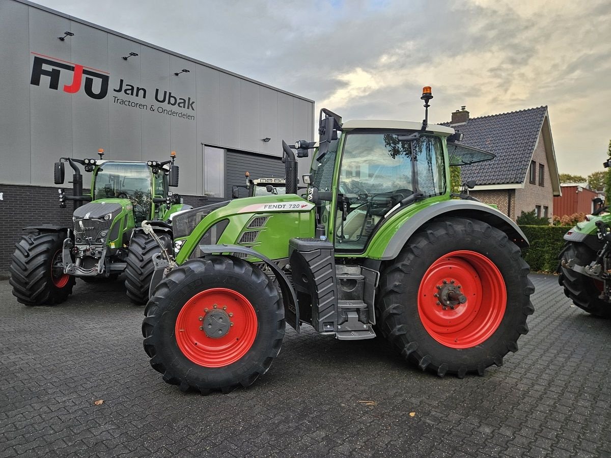 Traktor typu Fendt 718 PowerPlus, Gebrauchtmaschine w Staphorst (Zdjęcie 3)