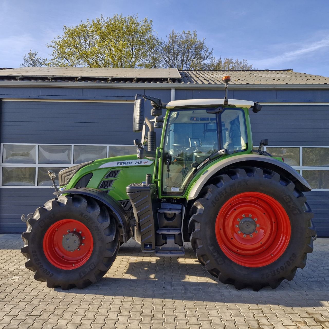 Traktor от тип Fendt 718 profi plus, Gebrauchtmaschine в Daarle (Снимка 3)