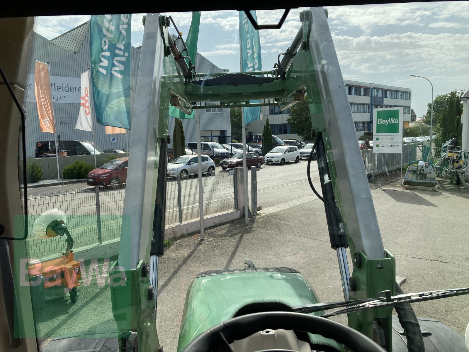 Traktor des Typs Fendt 718 ProfiPlus SCR + Quicke Q76, Gebrauchtmaschine in Dinkelsbühl (Bild 13)