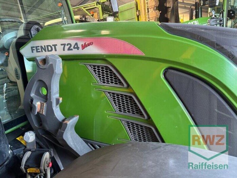 Traktor типа Fendt 718 S4 Motor Neu !, Gebrauchtmaschine в Rommerskirchen (Фотография 13)