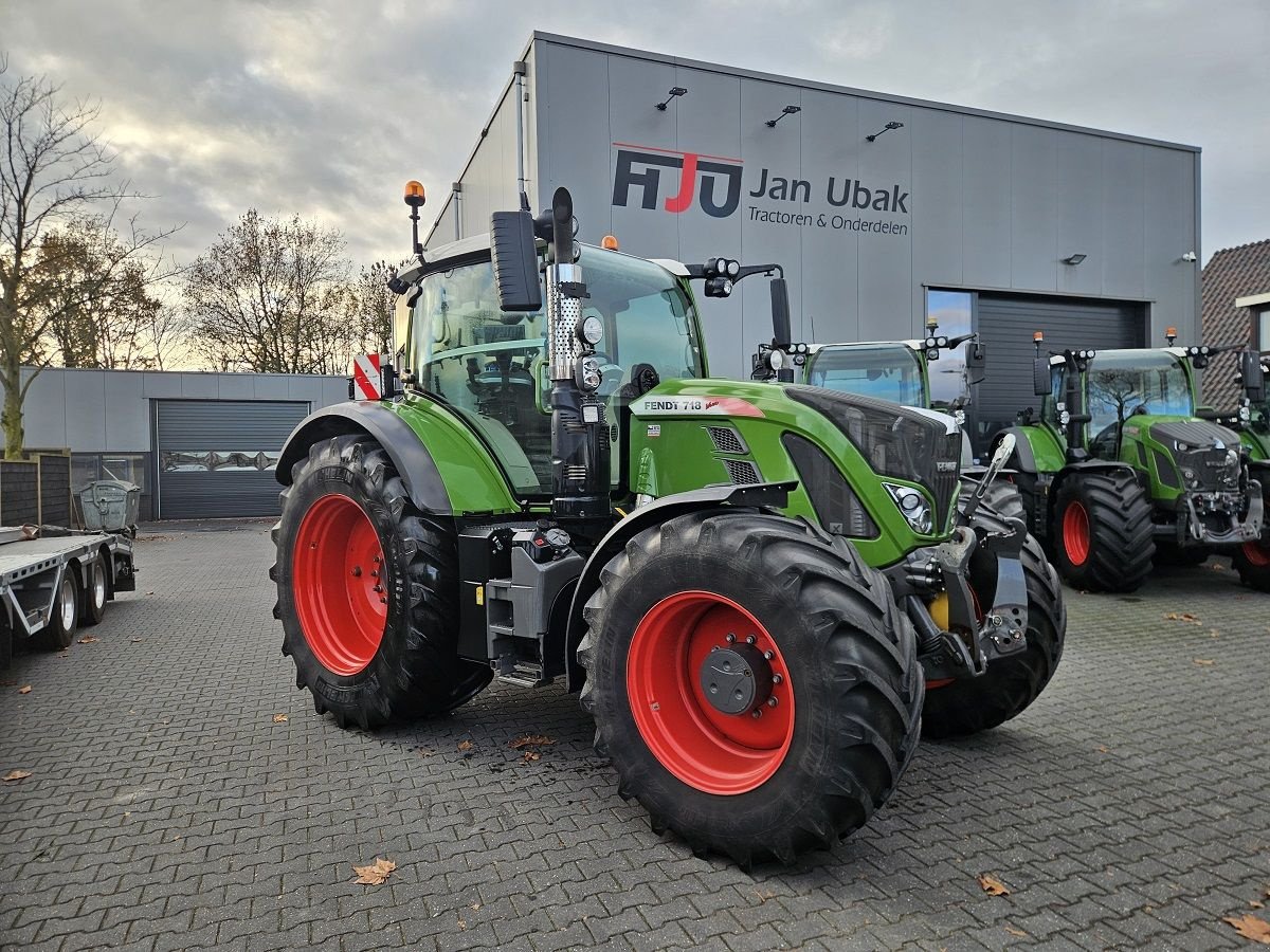 Traktor типа Fendt 718 S4 Profi, Gebrauchtmaschine в Staphorst (Фотография 2)