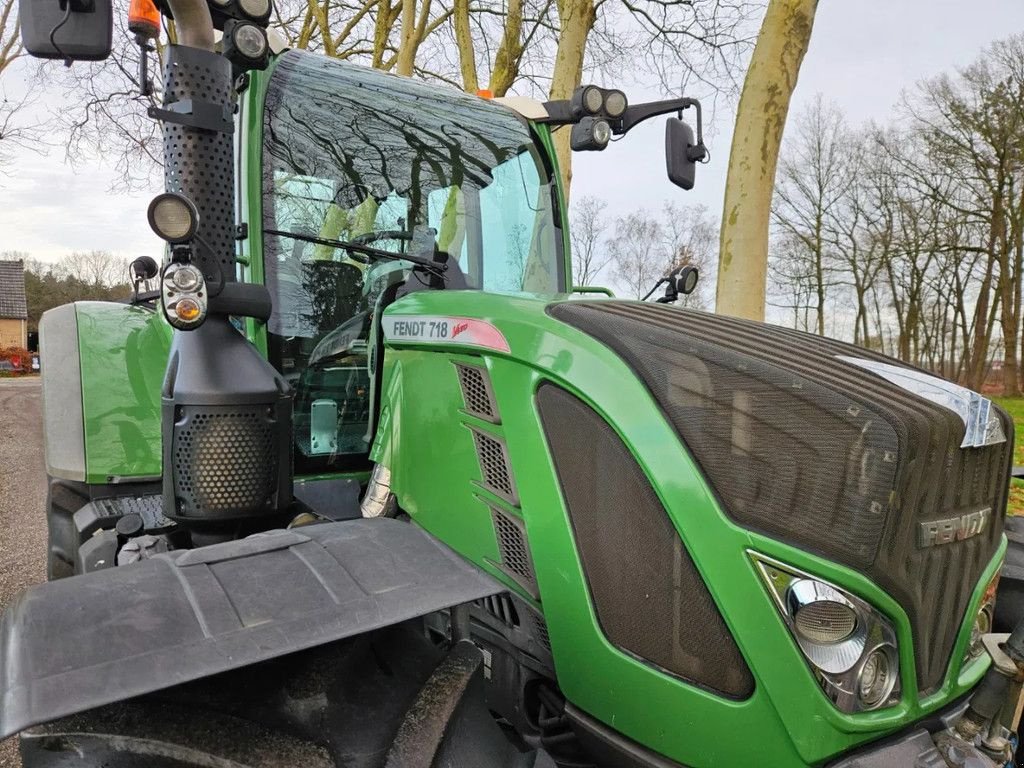 Traktor des Typs Fendt 718 scr Profi ( 716 720 722 724 ), Gebrauchtmaschine in Bergen op Zoom (Bild 4)