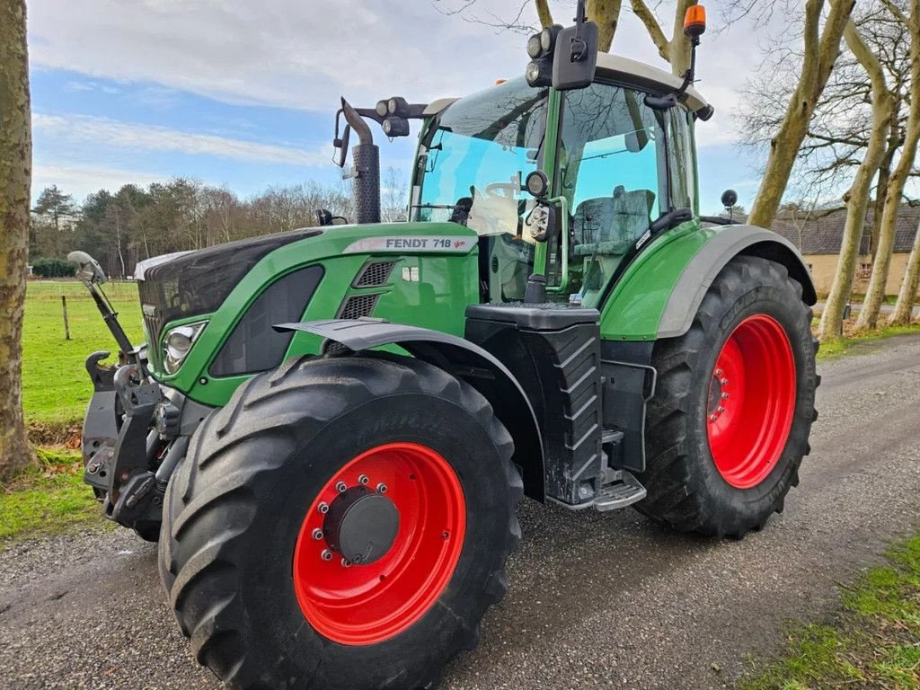 Traktor des Typs Fendt 718 scr Profi ( 716 720 722 724 ), Gebrauchtmaschine in Bergen op Zoom (Bild 1)