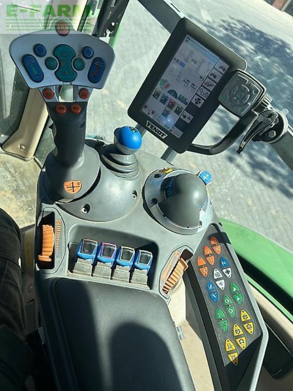 Traktor des Typs Fendt 718 scr profi, Gebrauchtmaschine in NORDWALDE (Bild 8)