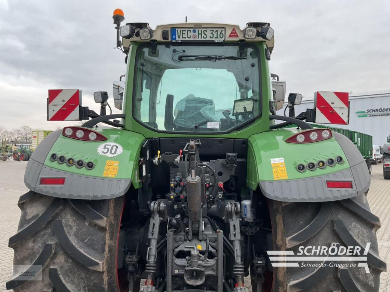 Traktor des Typs Fendt 718 VARIO GEN6 POWER PLUS, Gebrauchtmaschine in Holdorf (Bild 8)