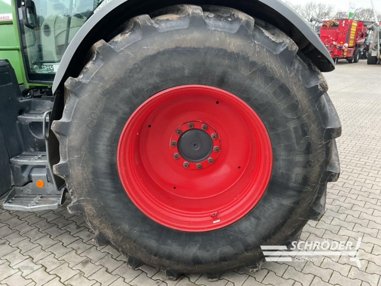 Traktor des Typs Fendt 718 VARIO GEN6 POWER PLUS, Gebrauchtmaschine in Holdorf (Bild 9)