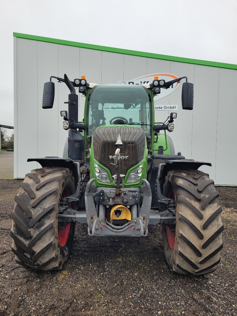 Traktor des Typs Fendt 718 Vario Gen6 Profi+, Gebrauchtmaschine in Bevern (Bild 2)