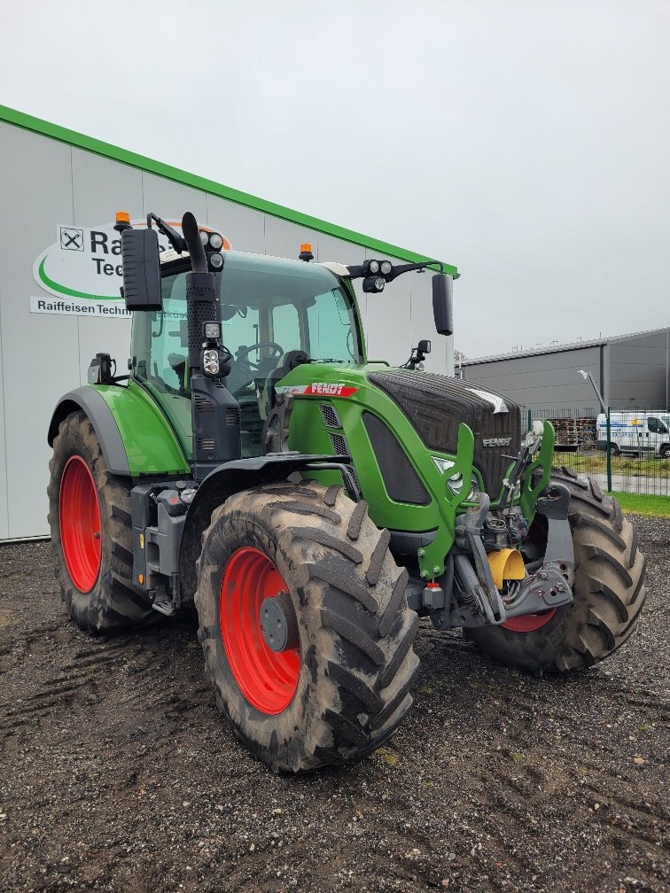 Traktor des Typs Fendt 718 Vario Gen6 Profi+, Gebrauchtmaschine in Bevern (Bild 3)