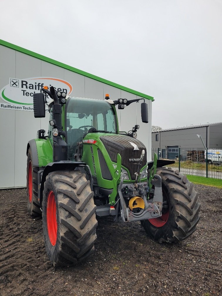 Traktor du type Fendt 718 Vario Gen6 Profi+, Gebrauchtmaschine en Bevern (Photo 3)