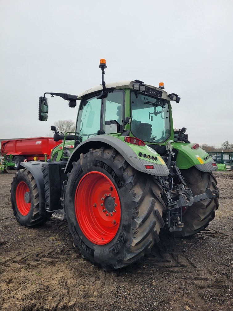 Traktor du type Fendt 718 Vario Gen6 Profi+, Gebrauchtmaschine en Bevern (Photo 6)