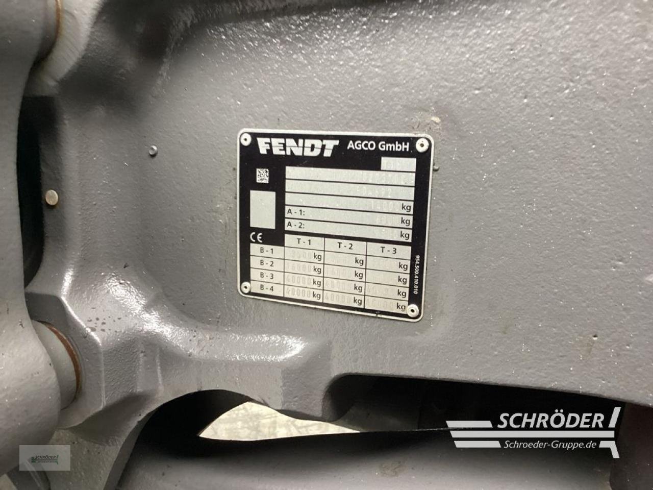 Traktor от тип Fendt 718 VARIO GEN6 PROFI PLUS, Gebrauchtmaschine в Wittmund (Снимка 14)