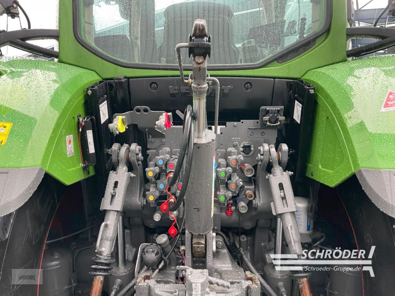 Traktor от тип Fendt 718 VARIO GEN6 PROFI PLUS, Gebrauchtmaschine в Wildeshausen (Снимка 2)
