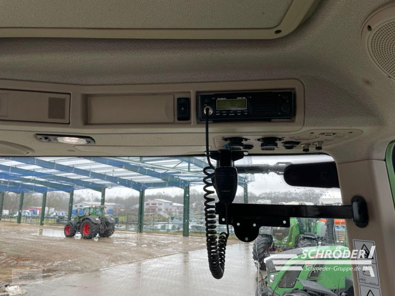 Traktor от тип Fendt 718 VARIO GEN6 PROFI PLUS, Gebrauchtmaschine в Wildeshausen (Снимка 20)