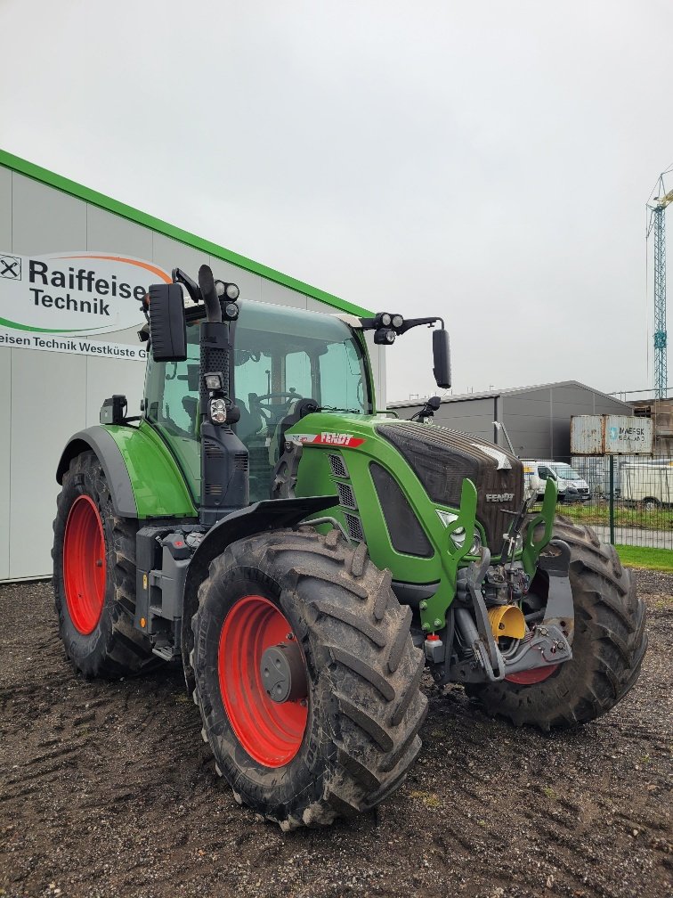 Traktor des Typs Fendt 718 Vario Gen6, Gebrauchtmaschine in Bevern (Bild 2)