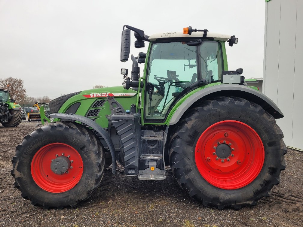 Traktor от тип Fendt 718 Vario Gen6, Gebrauchtmaschine в Bevern (Снимка 6)