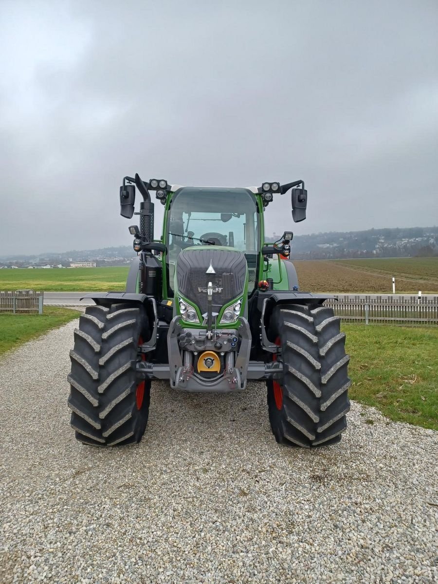 Traktor des Typs Fendt 718 Vario Power+, Neumaschine in Burgkirchen (Bild 2)