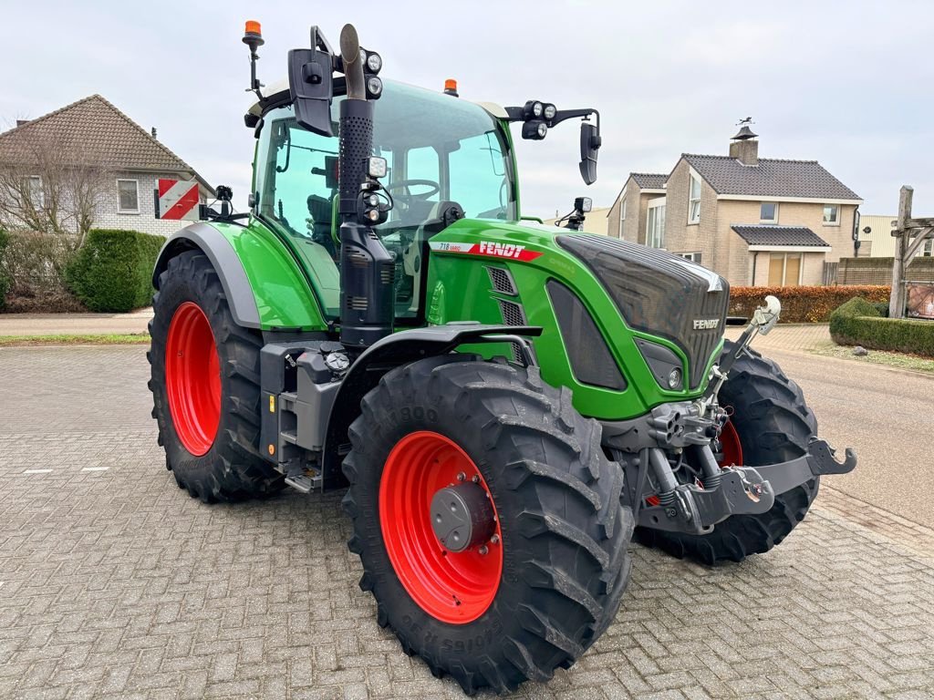 Traktor van het type Fendt 718 Vario Power+ Gen 6, Gebrauchtmaschine in BOEKEL (Foto 4)