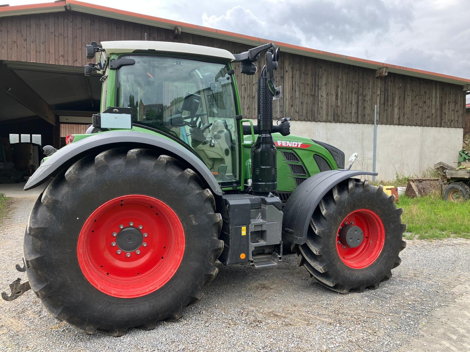 Traktor tip Fendt 718 Vario PowerPlus, Gebrauchtmaschine in Wittighausen (Poză 4)