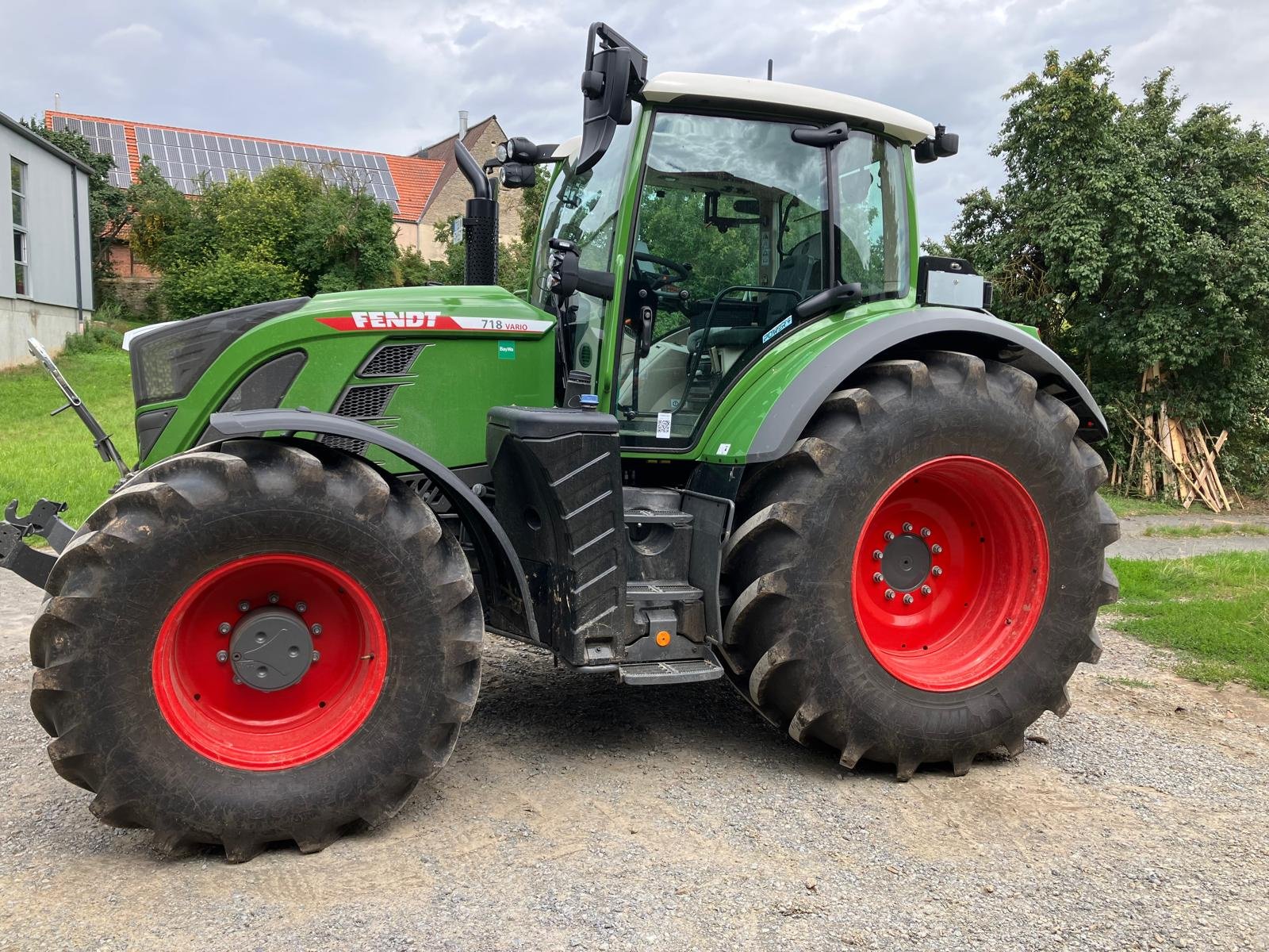 Traktor του τύπου Fendt 718 Vario PowerPlus, Gebrauchtmaschine σε Wittighausen (Φωτογραφία 1)