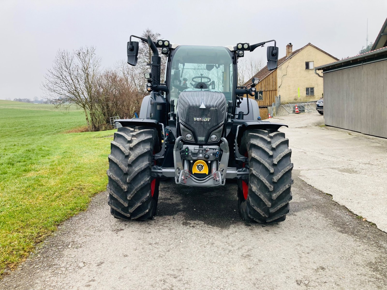 Traktor типа Fendt 718 Vario PowerPlus, Gebrauchtmaschine в Amtzell (Фотография 3)