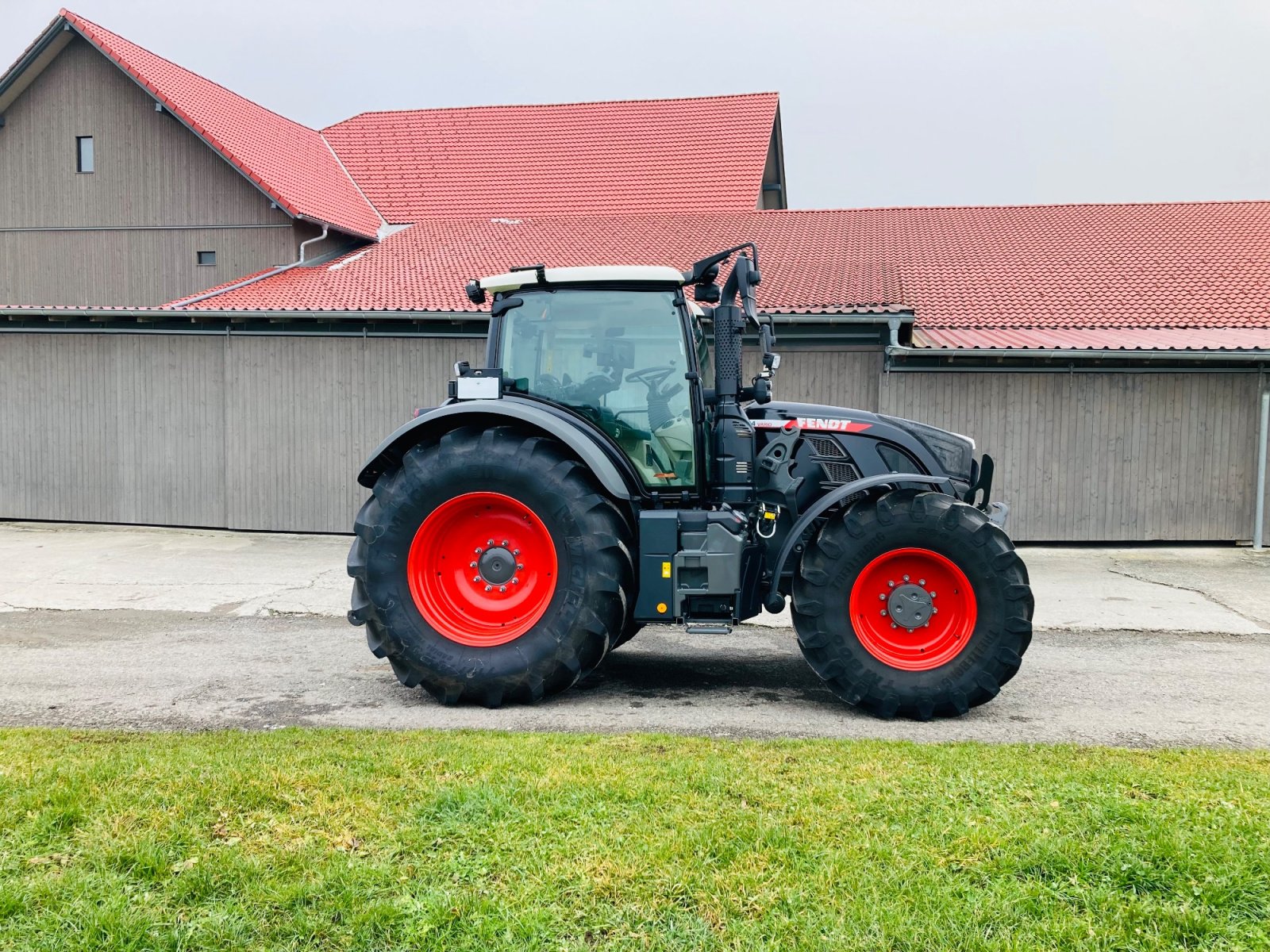 Traktor типа Fendt 718 Vario PowerPlus, Gebrauchtmaschine в Amtzell (Фотография 7)