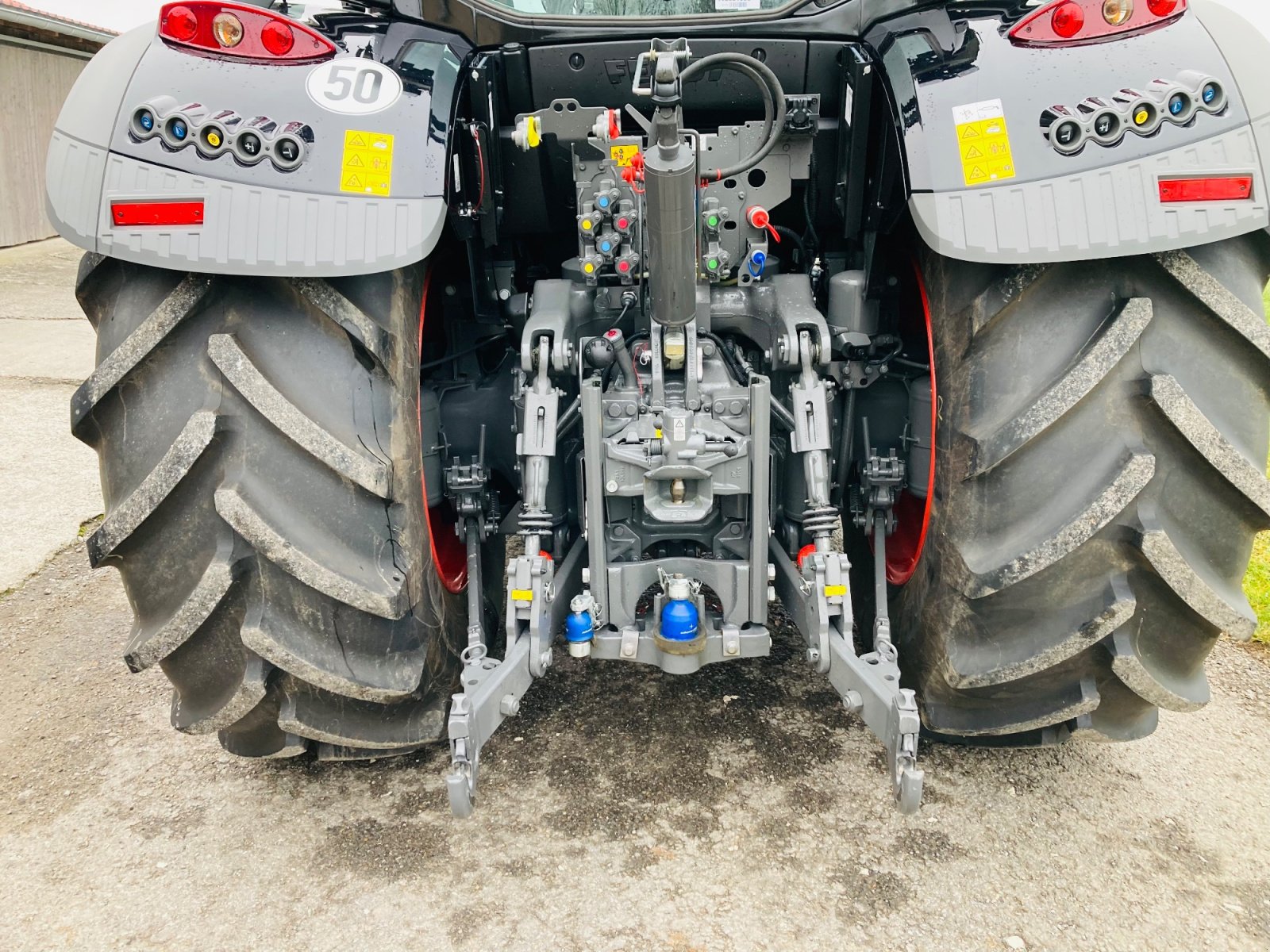 Traktor типа Fendt 718 Vario PowerPlus, Gebrauchtmaschine в Amtzell (Фотография 10)