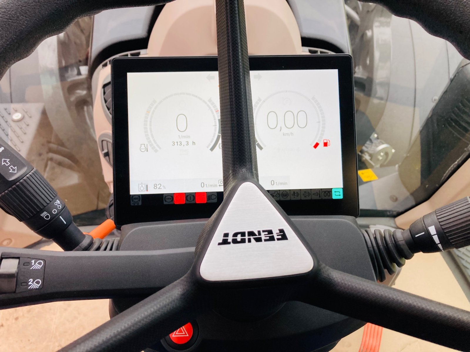 Traktor типа Fendt 718 Vario PowerPlus, Gebrauchtmaschine в Amtzell (Фотография 15)