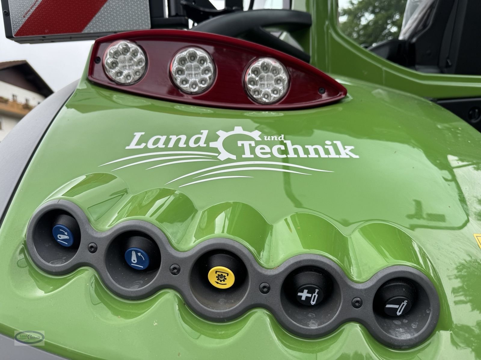 Traktor des Typs Fendt 718 Vario Profi+, Neumaschine in Münzkirchen (Bild 9)