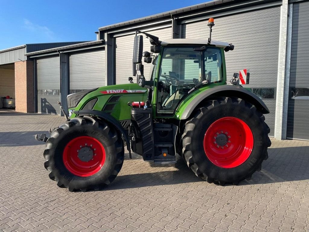 Traktor des Typs Fendt 718 Vario Profi Plus Gen6, Gebrauchtmaschine in Hapert (Bild 2)