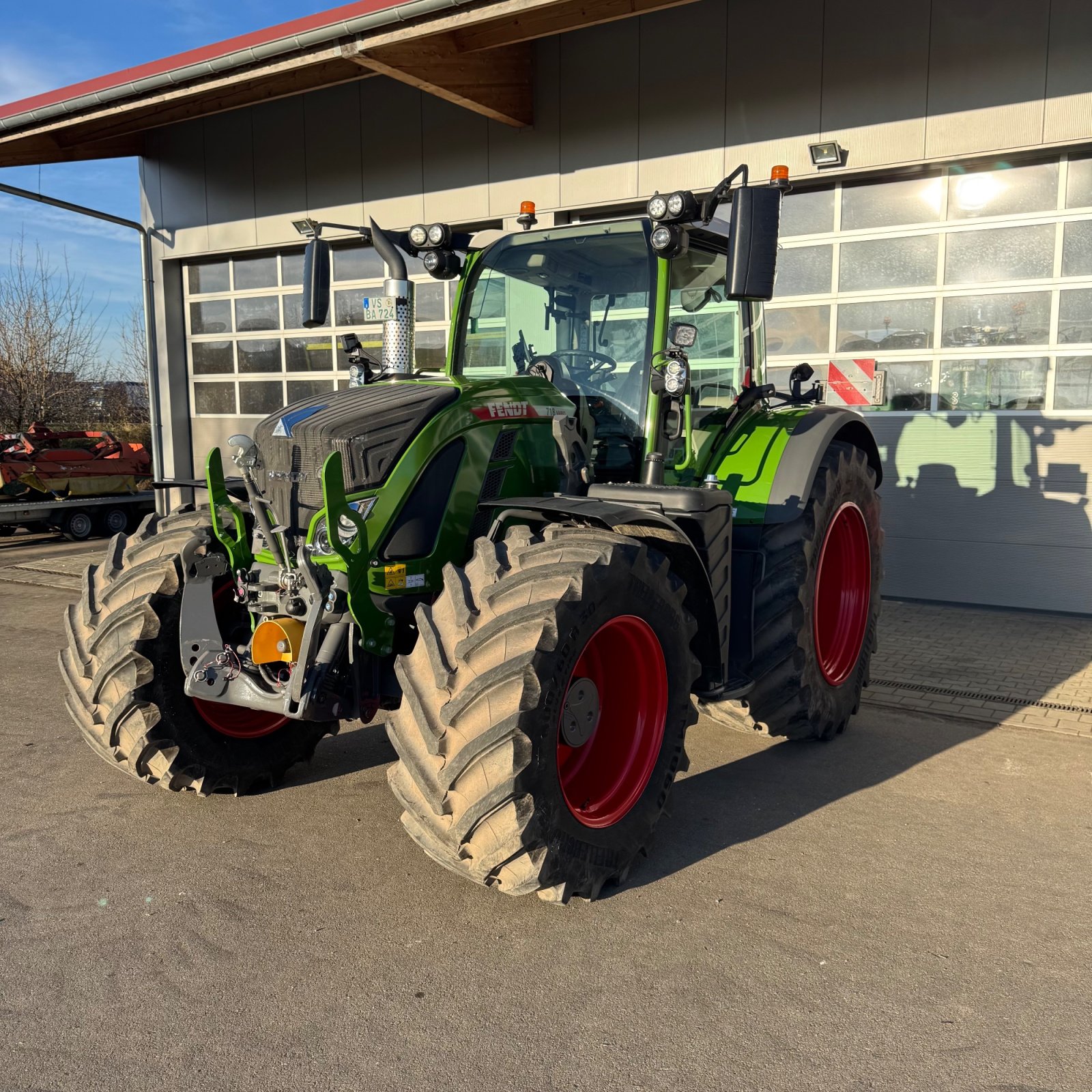 Traktor van het type Fendt 718 Vario ProfiPlus, Gebrauchtmaschine in Hüfingen (Foto 3)