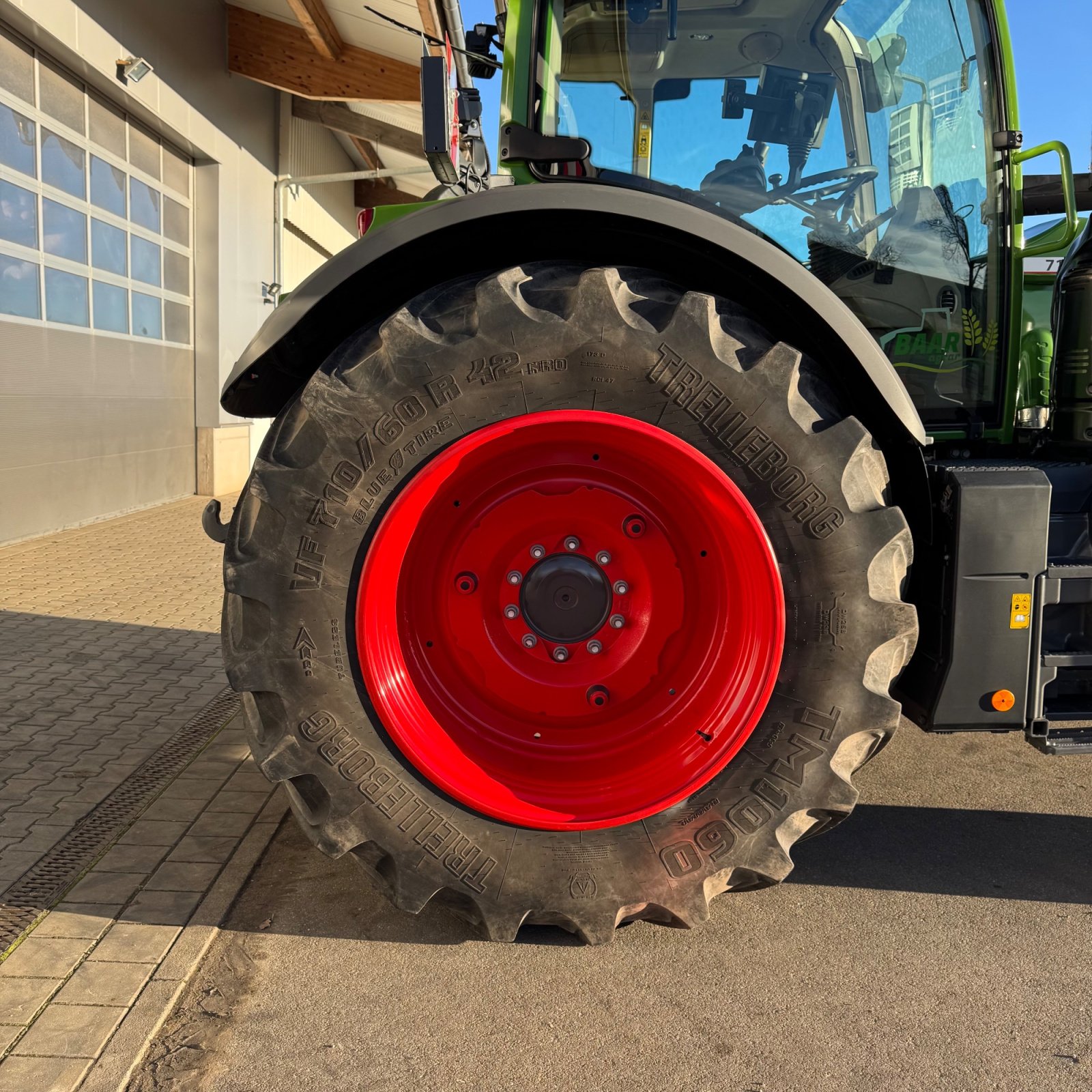 Traktor van het type Fendt 718 Vario ProfiPlus, Gebrauchtmaschine in Hüfingen (Foto 9)