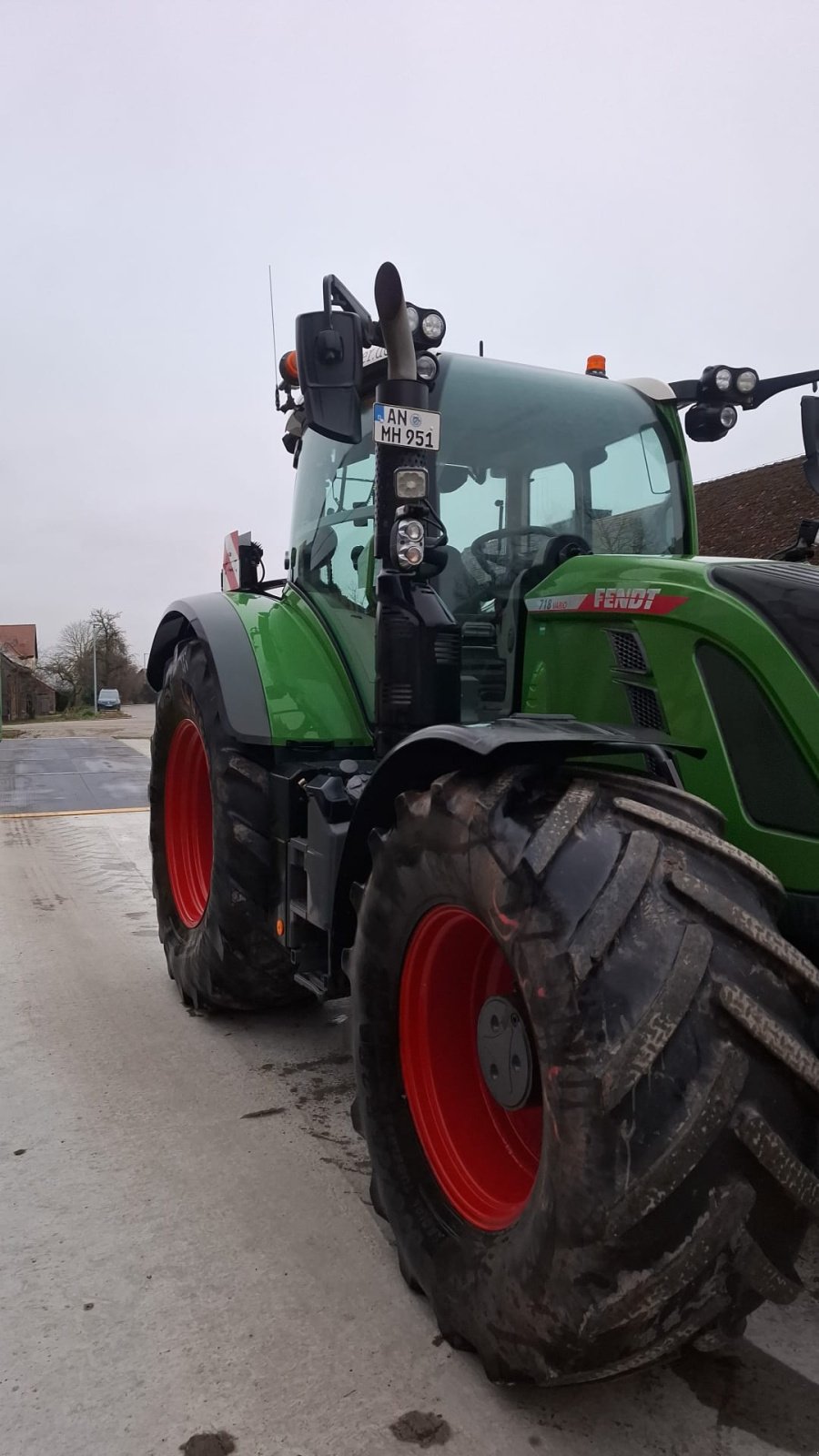 Traktor typu Fendt 718 Vario ProfiPlus, Gebrauchtmaschine v Leutershausen (Obrázek 2)