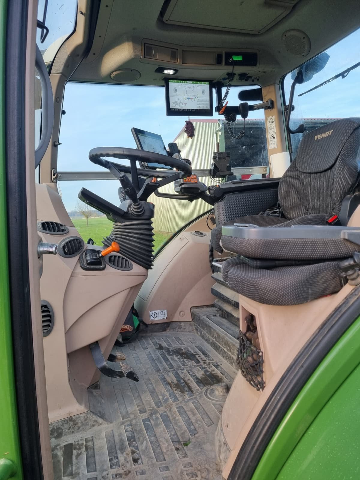 Traktor typu Fendt 718 Vario ProfiPlus, Gebrauchtmaschine v Leutershausen (Obrázek 2)