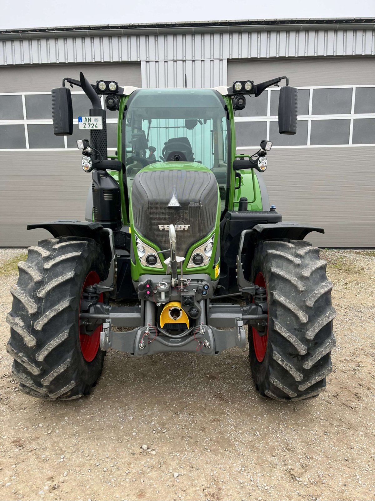 Traktor типа Fendt 718 Vario ProfiPlus, Gebrauchtmaschine в Ansbach (Фотография 1)