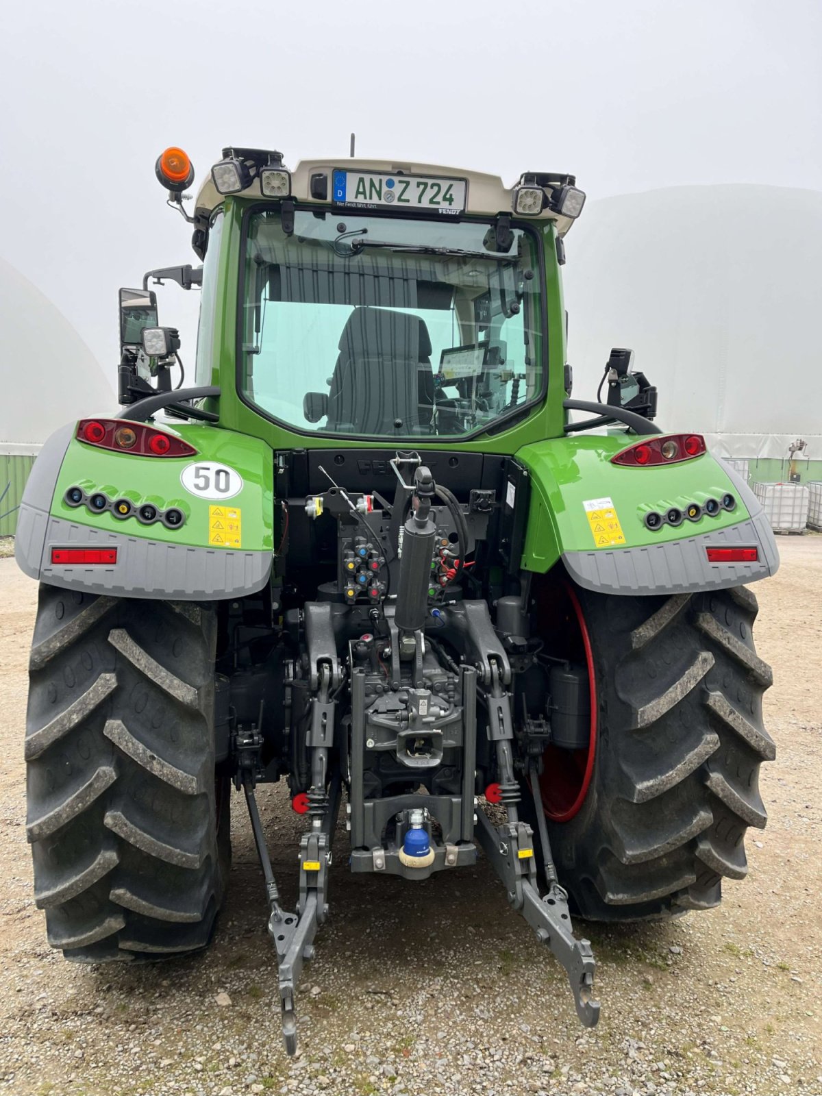 Traktor типа Fendt 718 Vario ProfiPlus, Gebrauchtmaschine в Ansbach (Фотография 5)
