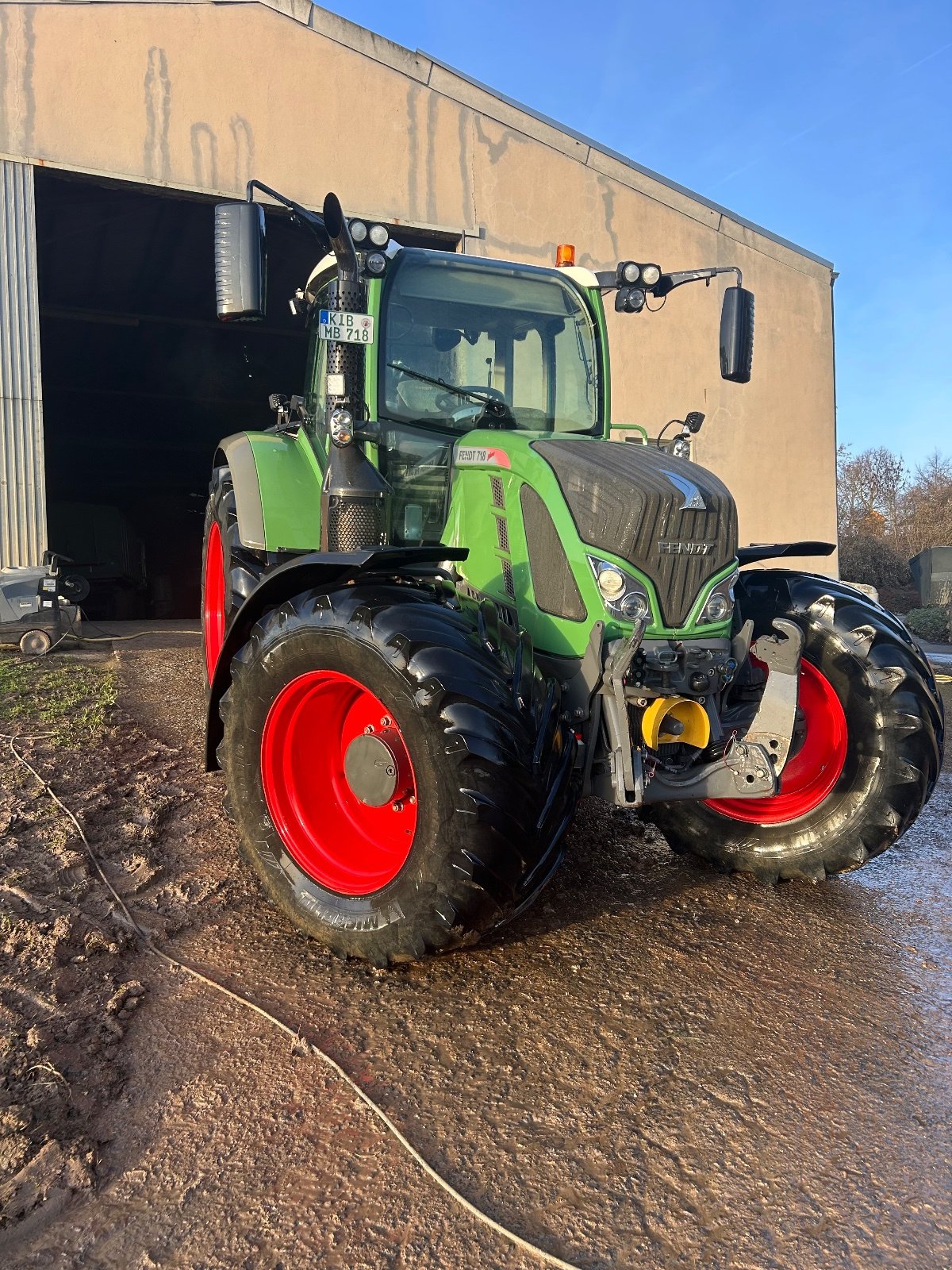 Traktor типа Fendt 718 Vario ProfiPlus, Gebrauchtmaschine в 67294 Stetten (Фотография 1)