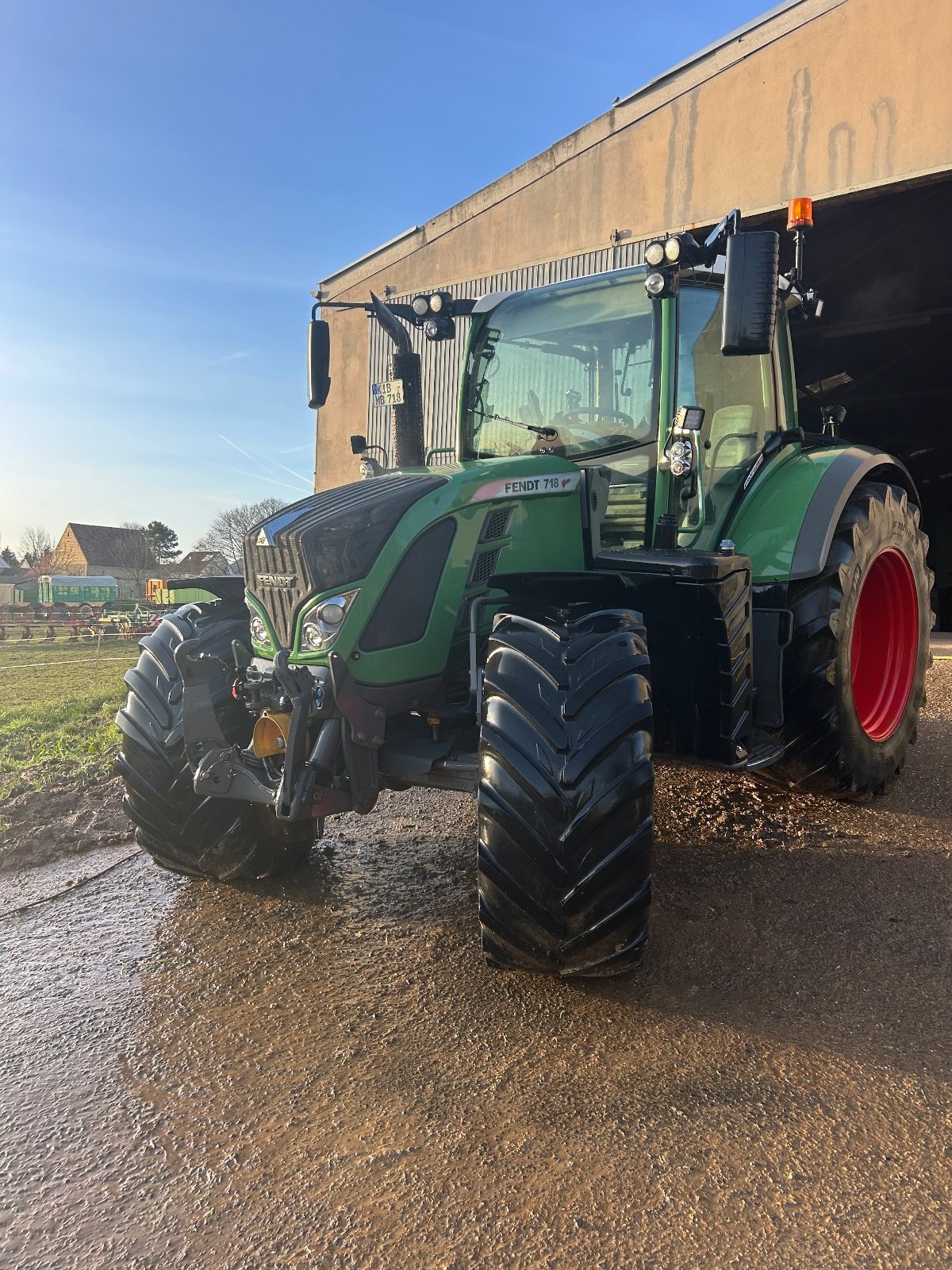 Traktor типа Fendt 718 Vario ProfiPlus, Gebrauchtmaschine в 67294 Stetten (Фотография 2)