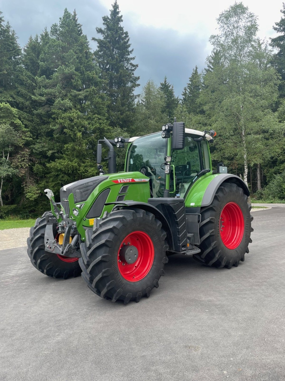 Traktor of the type Fendt 718 Vario ProfiPlus, Gebrauchtmaschine in Bidingen (Picture 1)