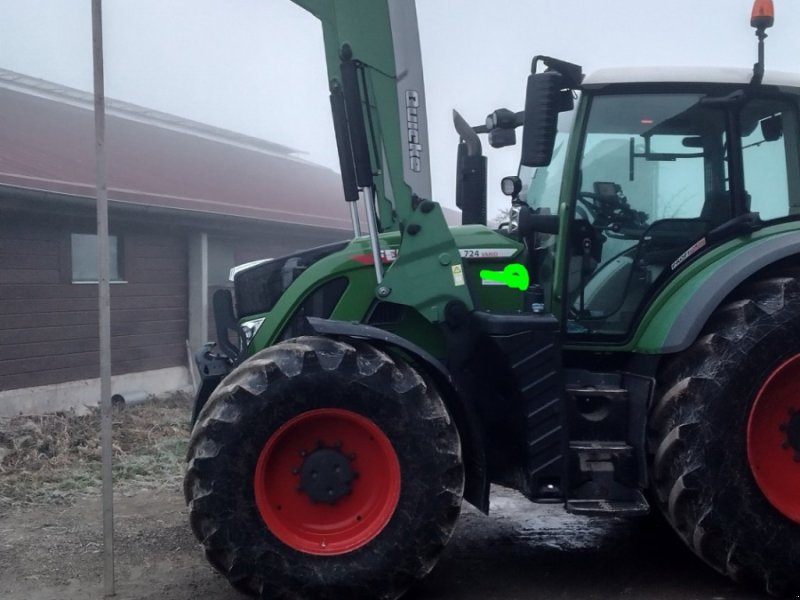 Traktor des Typs Fendt 718 Vario ProfiPlus, Gebrauchtmaschine in Schlier (Bild 1)
