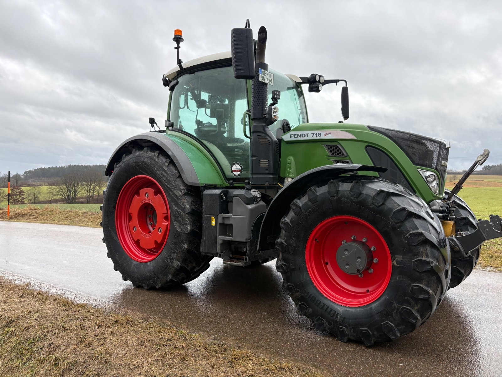 Traktor du type Fendt 718 Vario ProfiPlus, Gebrauchtmaschine en Neunburg vorm Wald (Photo 2)