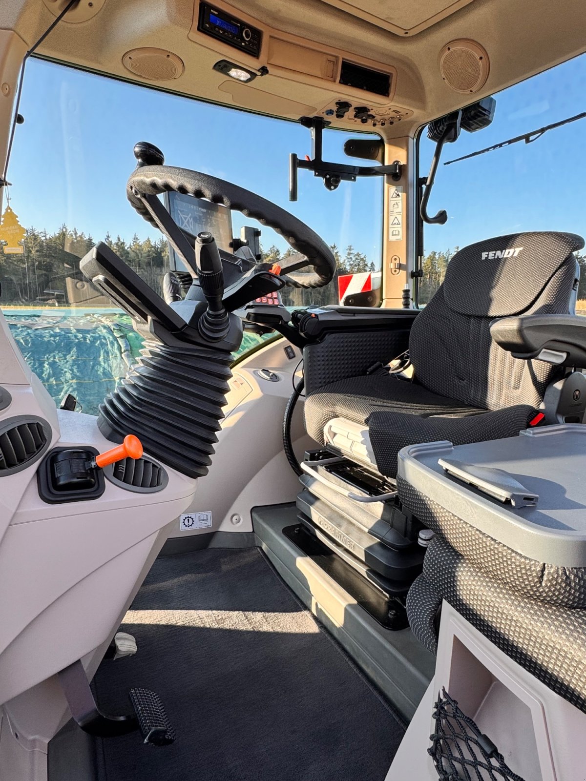 Traktor от тип Fendt 718 Vario ProfiPlus, Gebrauchtmaschine в Kastl (Снимка 11)