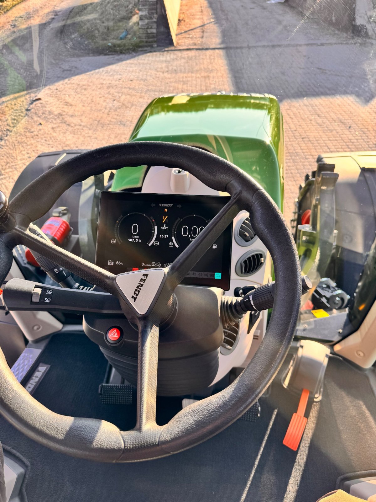 Traktor от тип Fendt 718 Vario ProfiPlus, Gebrauchtmaschine в Kastl (Снимка 14)