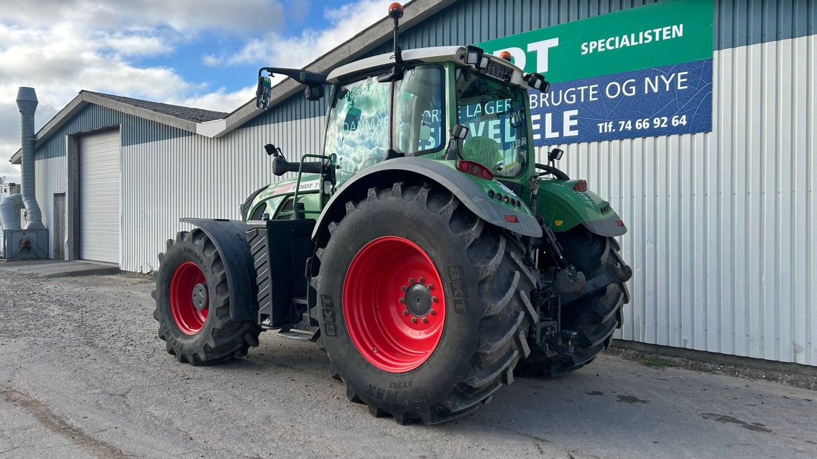 Traktor des Typs Fendt 718 Vario S4 Power, Gebrauchtmaschine in Rødekro (Bild 3)