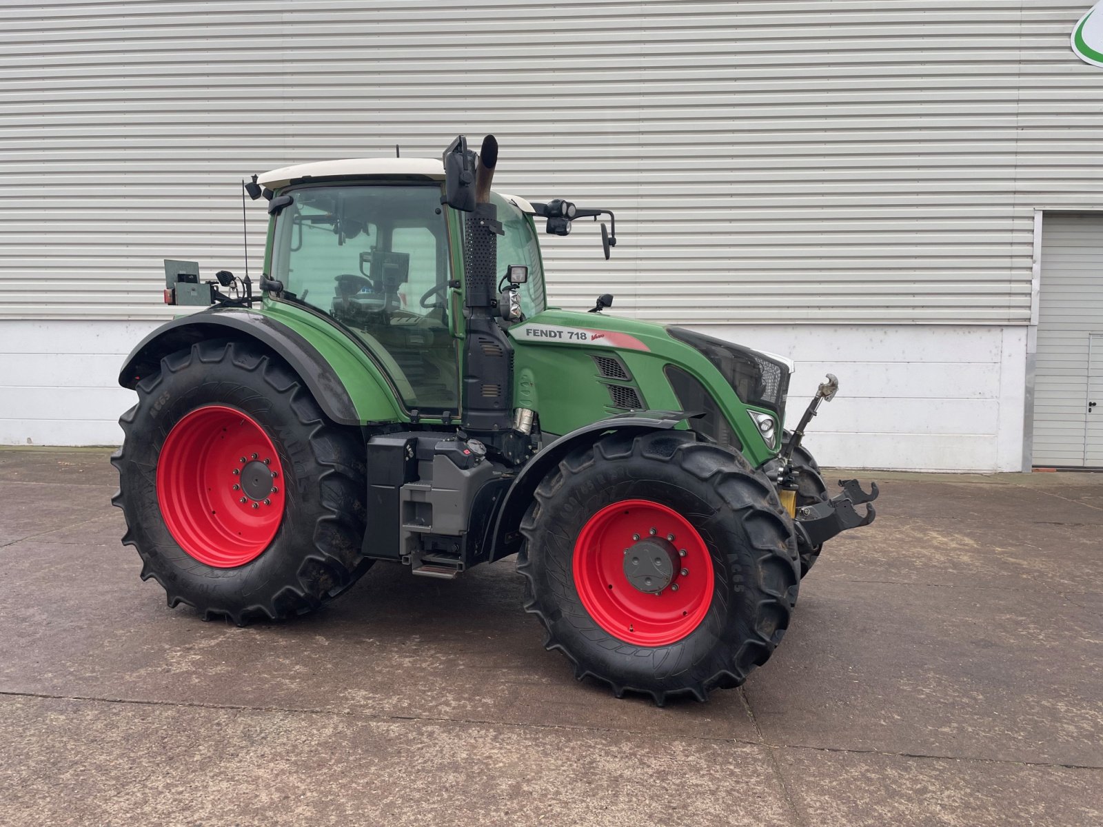 Traktor типа Fendt 718 Vario S4 Profi+, Gebrauchtmaschine в Ebeleben (Фотография 2)