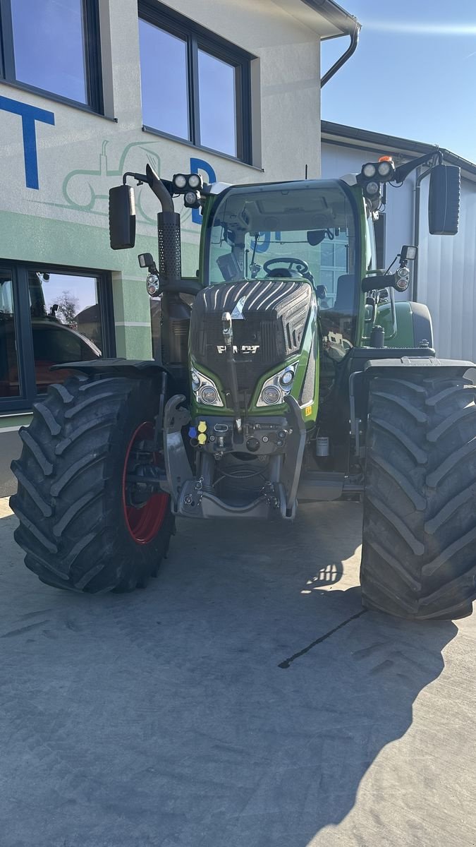 Traktor типа Fendt 718 Vario S4 Profi-Plus mit RTK, Gebrauchtmaschine в Hürm (Фотография 3)