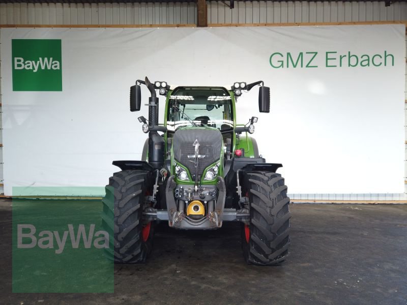 Traktor des Typs Fendt 718 VARIO S4 PROFI PLUS, Gebrauchtmaschine in Erbach (Bild 2)